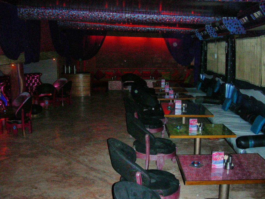 Hotel New Bengal Mumbai Étterem fotó